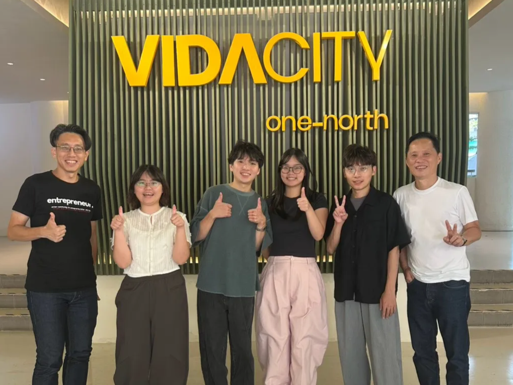 有幸跟 ACE.sg 的CEO聊天 / 謝謝 Simon 橫跨數月的照顧